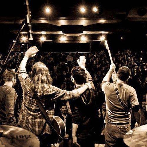 آلبوم دایره ها اثری از کامنت