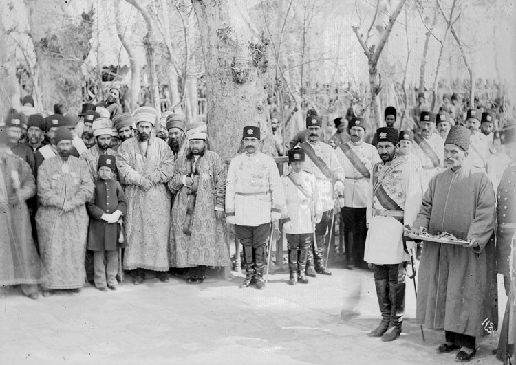 پنیر ناصرالدین‌شاه شربت ایرانی و جشن نوروز قاجاری